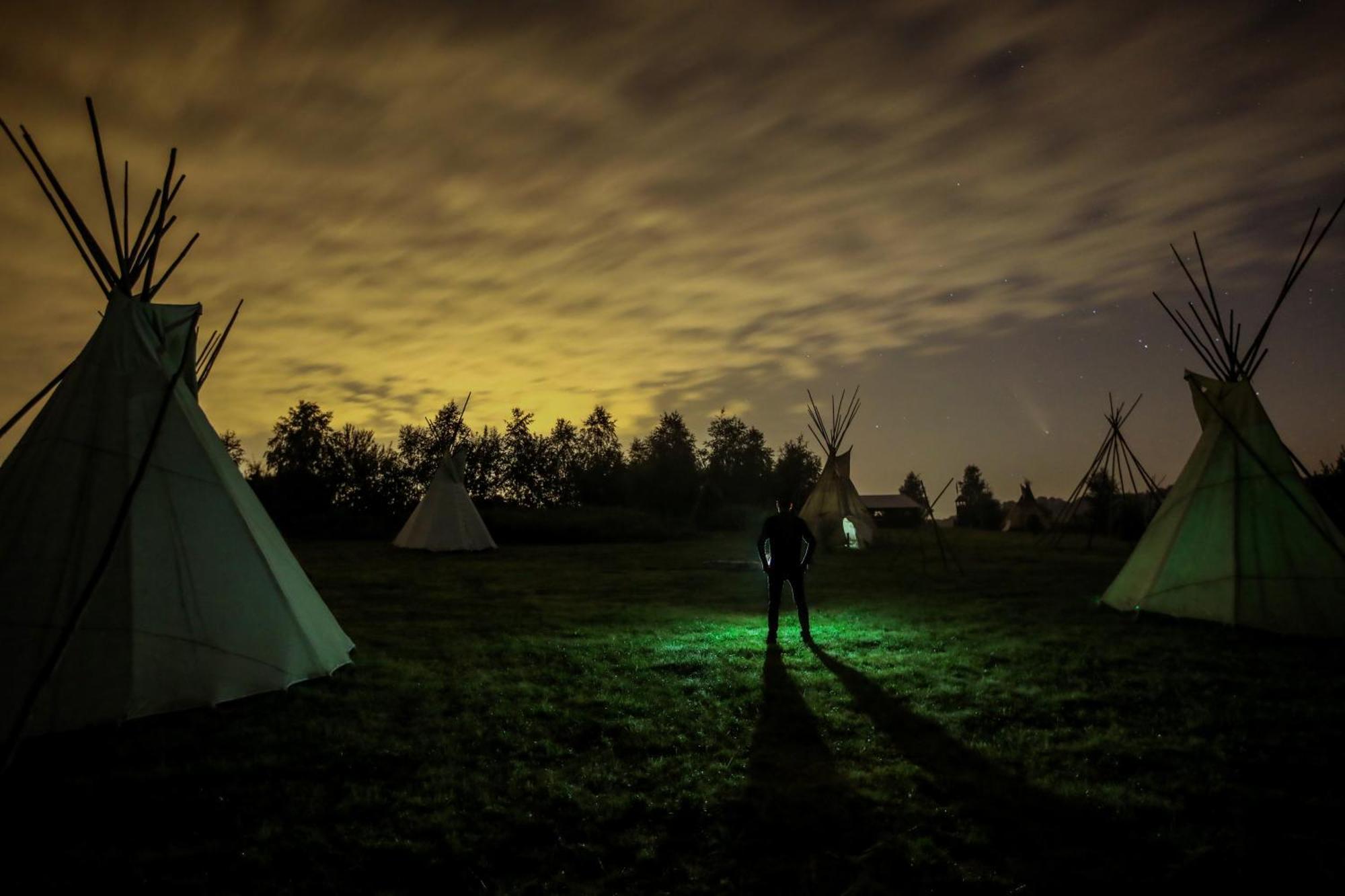 Готель Fort Wapiti Zalasowa Екстер'єр фото